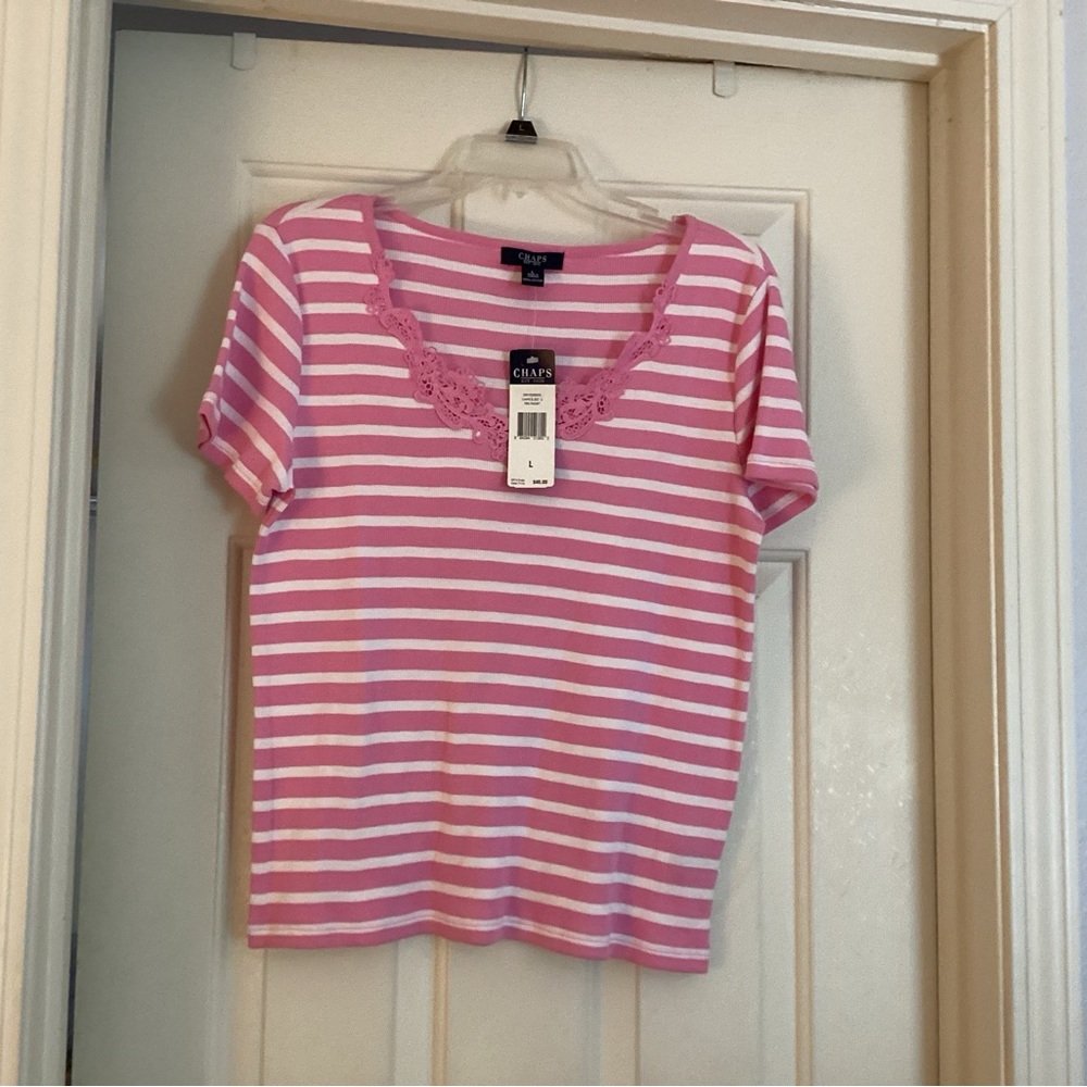 Chaps women’s short sleeve pink striped tee shirt. NWT. Size Large